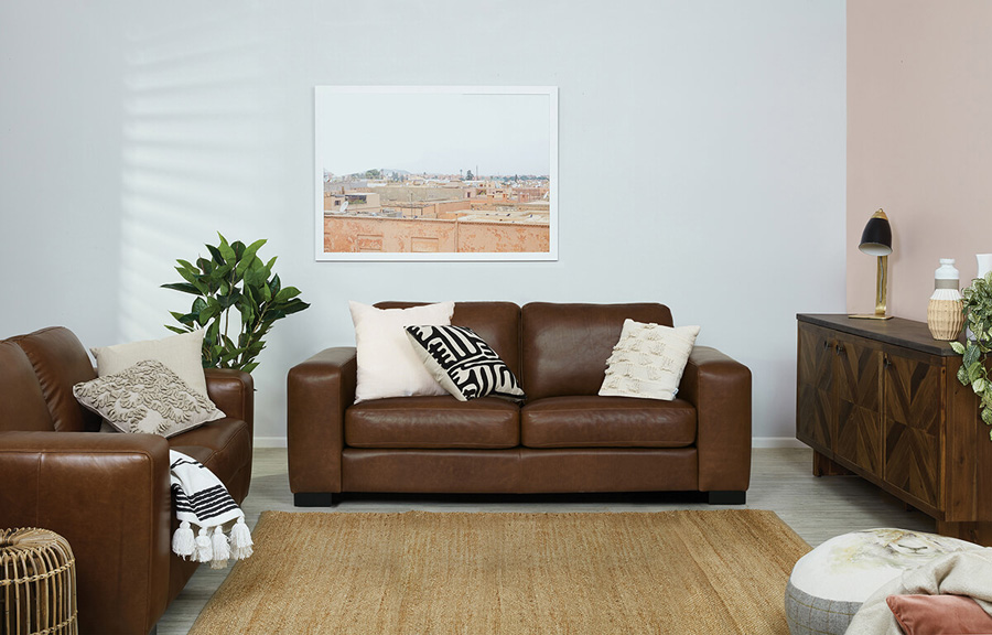 Como - no coffee table